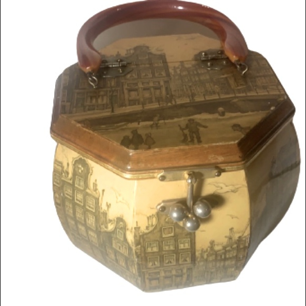 Vintage wooden decoupage purse 👜